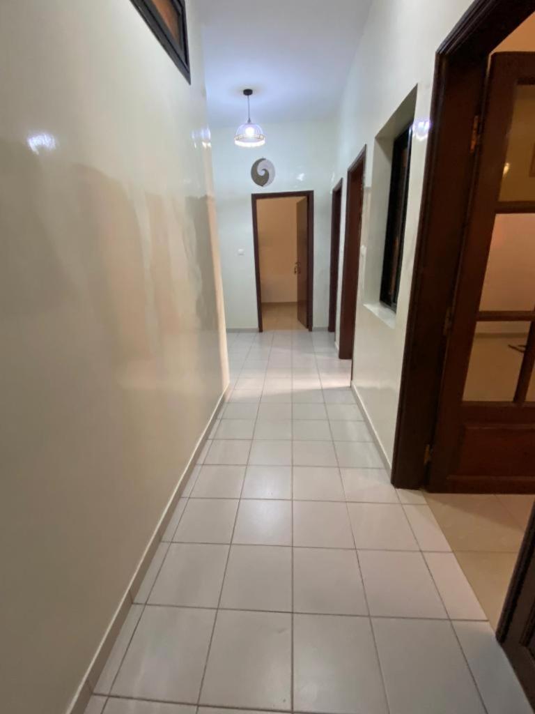 Appartement Spacieux Chez Keur Matou - F2 达喀尔 外观 照片