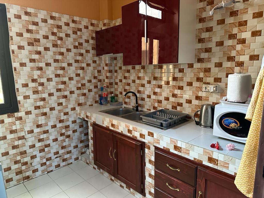 Appartement Spacieux Chez Keur Matou - F2 达喀尔 外观 照片