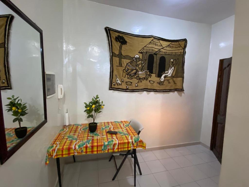 Appartement Spacieux Chez Keur Matou - F2 达喀尔 外观 照片